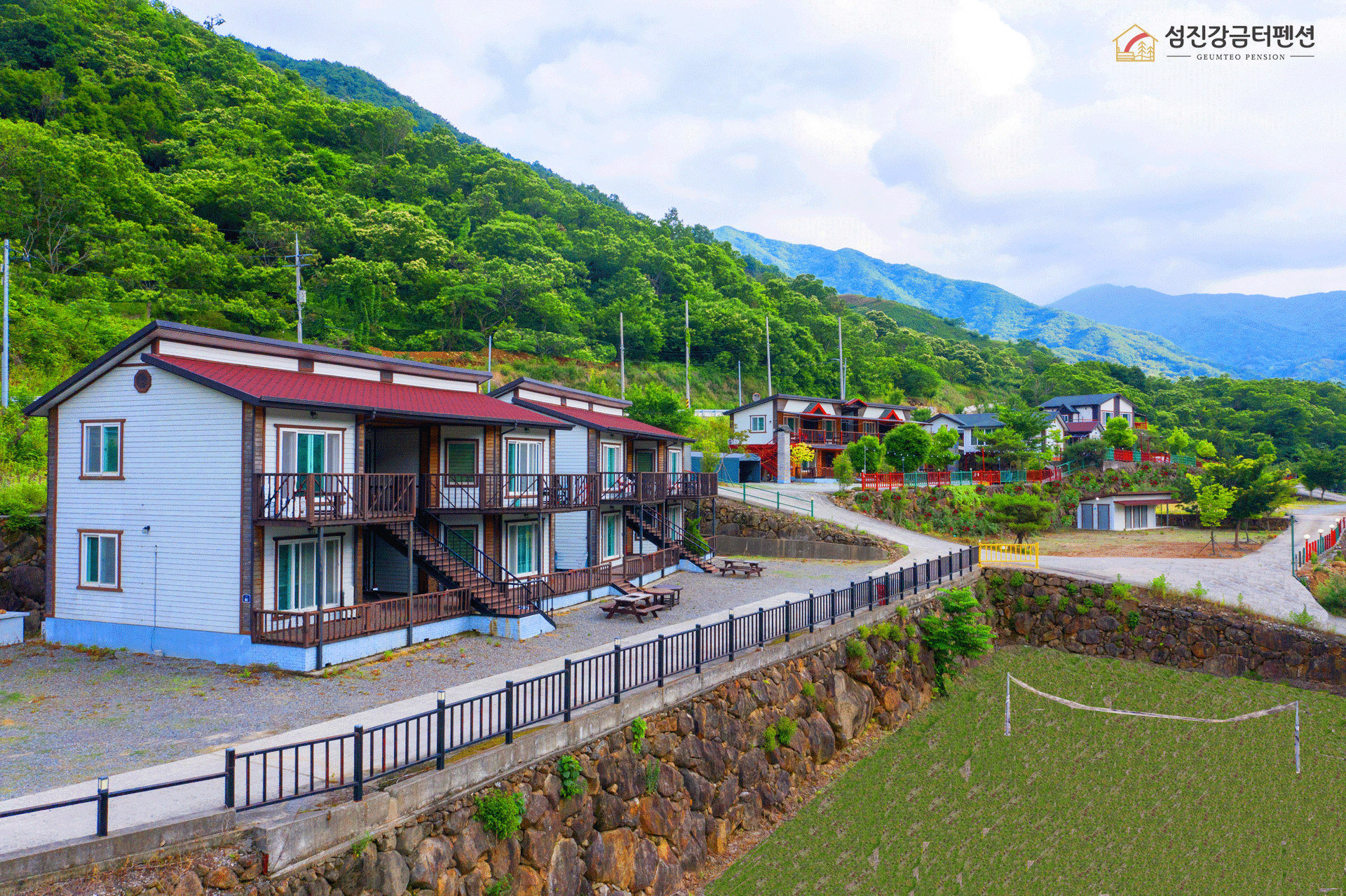 DJI_0390_펜션전경2_보정4.png